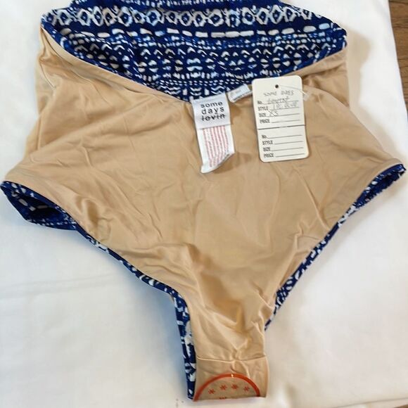 SOME DAYS ONE PIECE SHADES OF BLUE AND WHITE ONE PIECE BATHING SUIT. - Picture 5 of 7